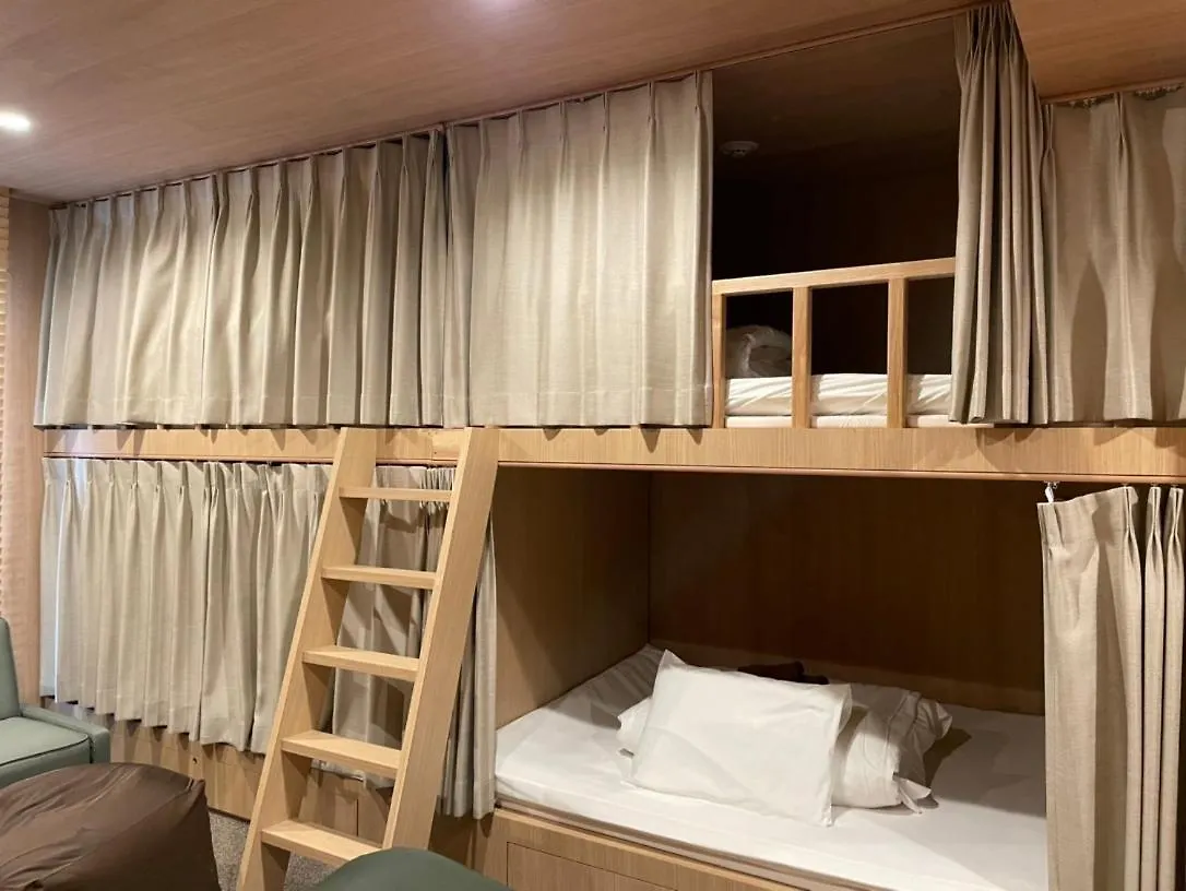 מלון דירות The Bonds Hotel טוקיו יפן